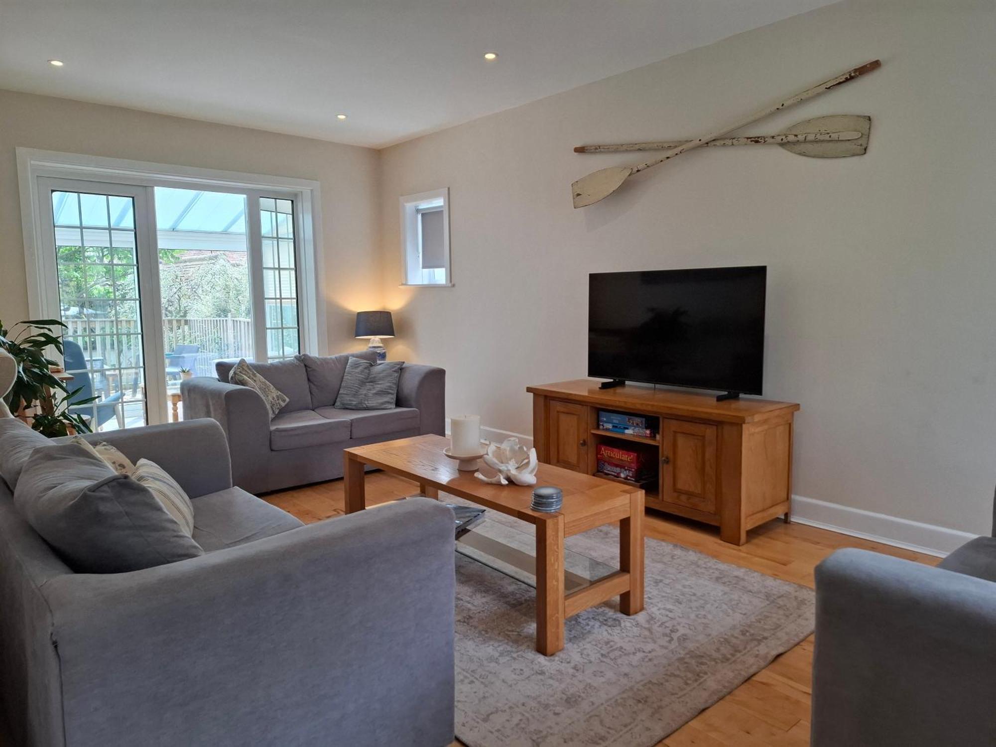 Panorama House - 400m From Sandbanks *